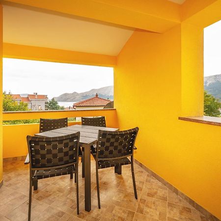 Apartments Dujmovic With Terrace Baška Exterior foto